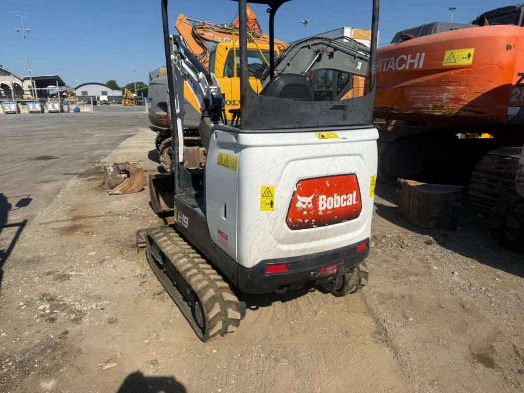 Bobcat E19 Photo 5