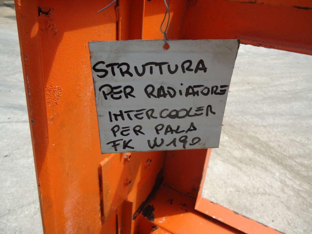 Support pour radiateur pour Fiat Kobelco W190 Photo 5