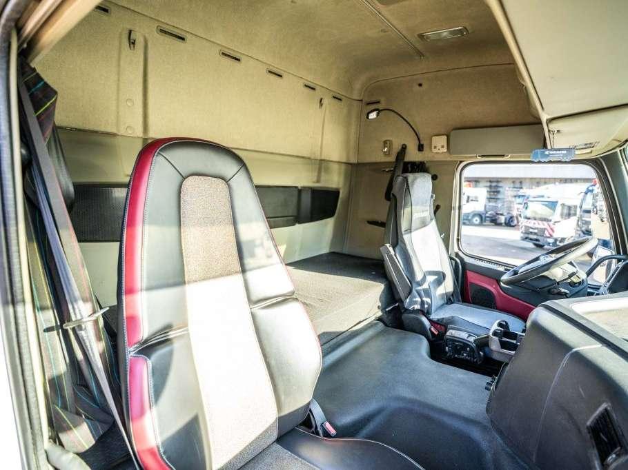 Volvo FMX 460 GLOB + HYDR Photo 15