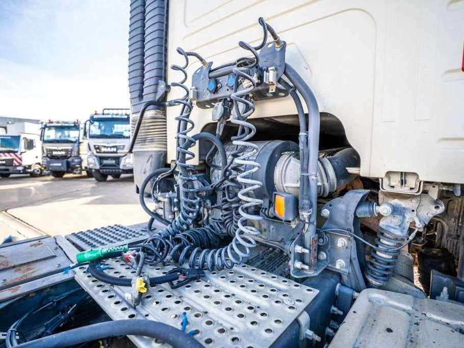Volvo FMX 460 GLOB + HYDR Photo 9