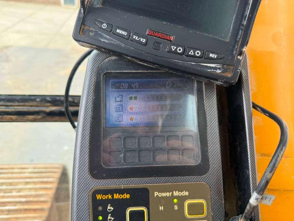 Hyundai R500LC-7A - Quick Coupler / Hammer Lines Photo 12