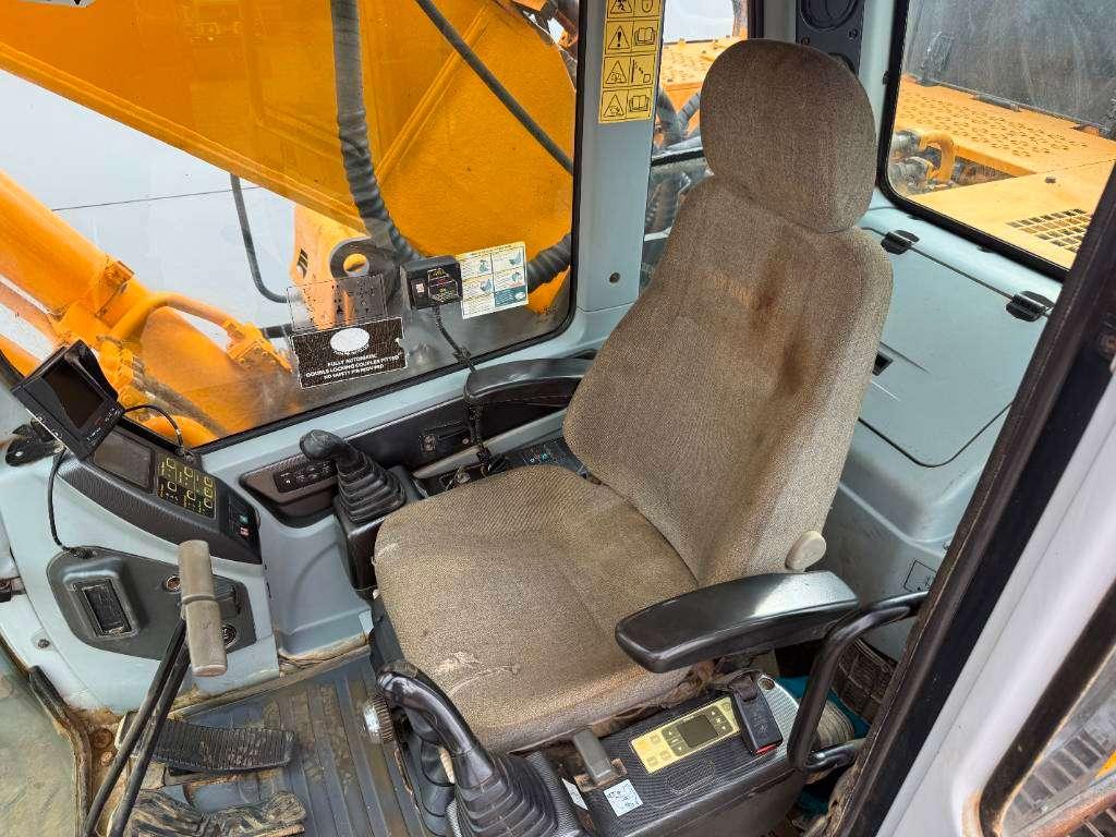 Hyundai R500LC-7A - Quick Coupler / Hammer Lines Photo 8