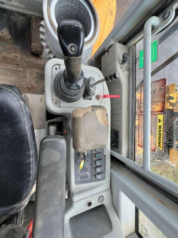 Hyundai HL757-7 Photo 6