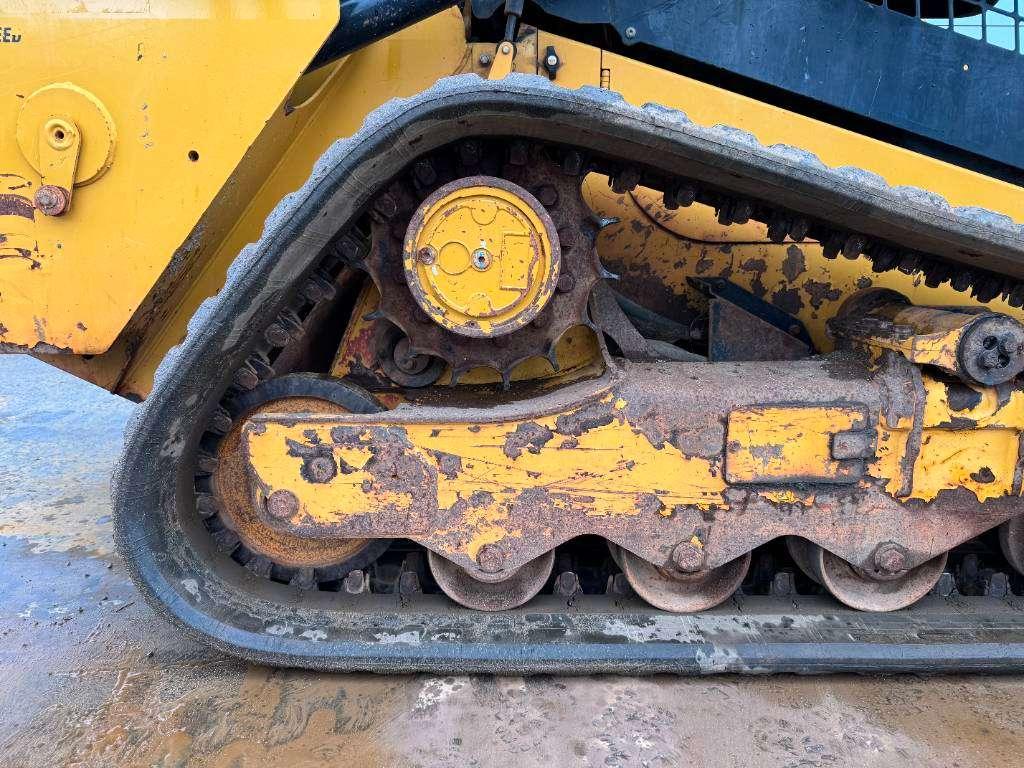 Caterpillar 259D - Two-Speed Compact Track Loader Photo 18