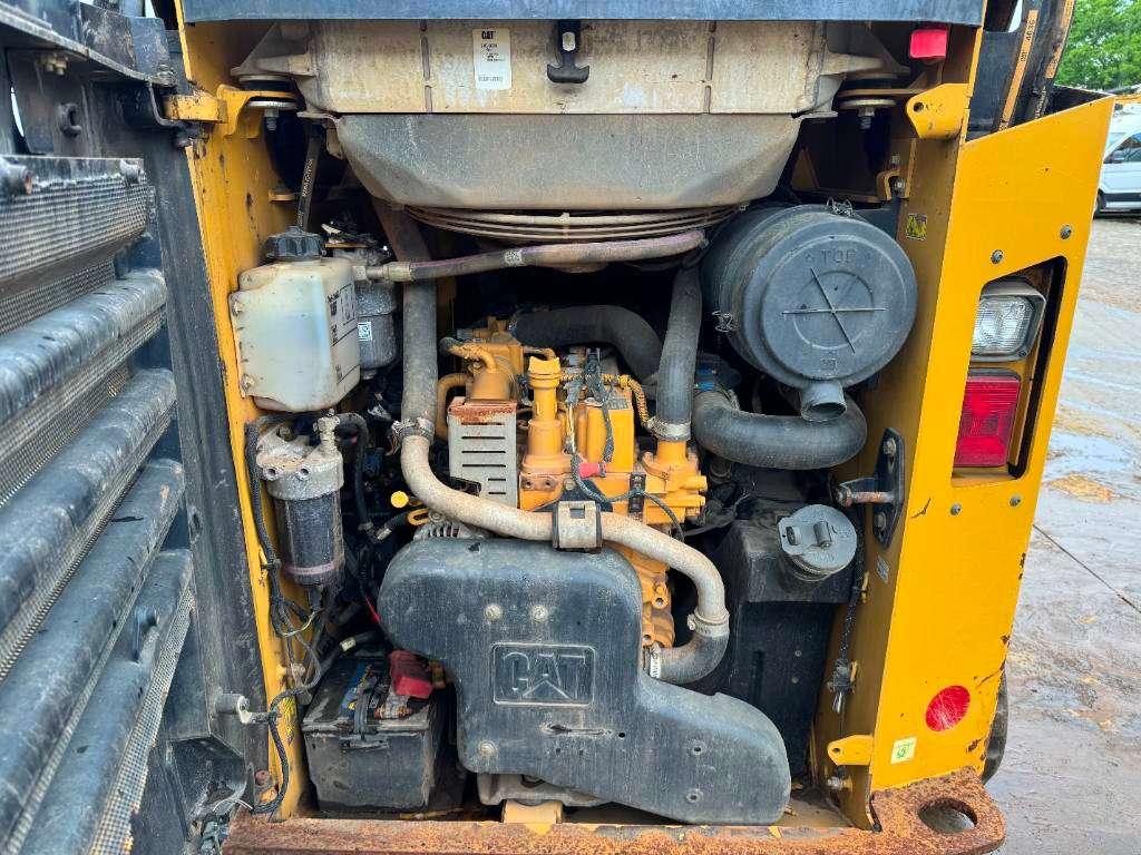 Caterpillar 259D - Two-Speed Compact Track Loader Photo 24