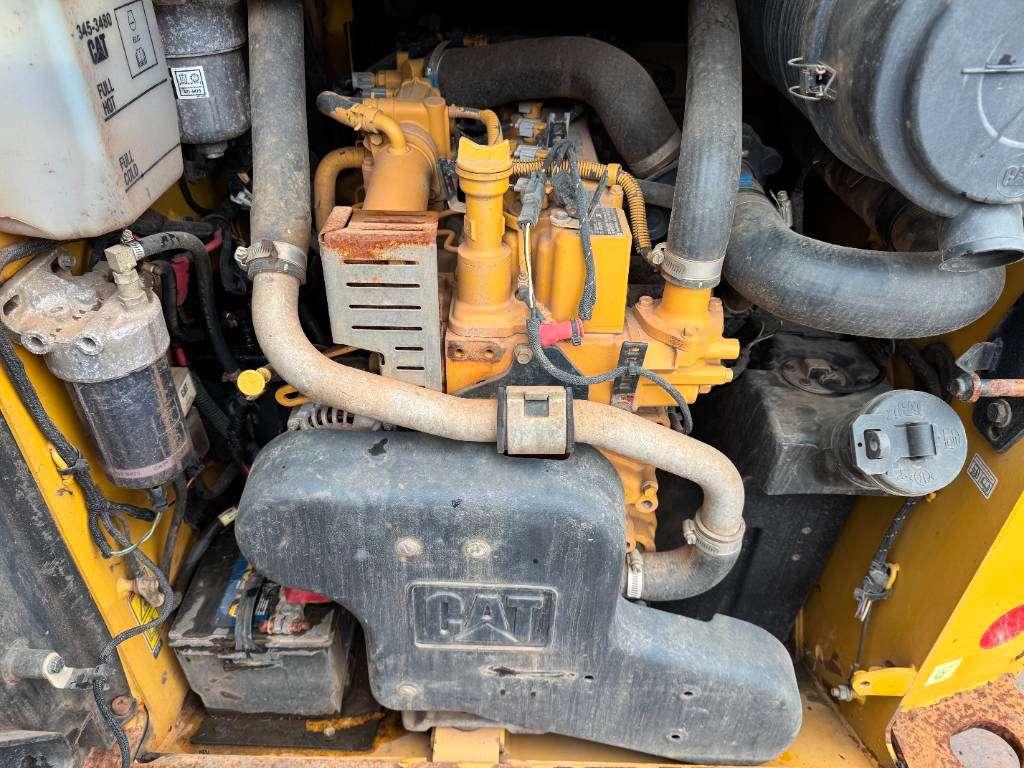 Caterpillar 259D - Two-Speed Compact Track Loader Photo 25