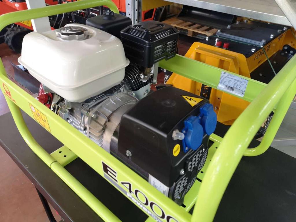 Pramac E4000 Photo 2