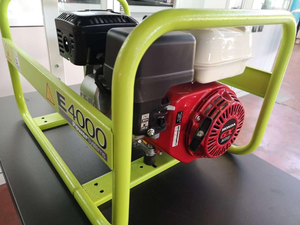 Pramac E4000 Photo 4