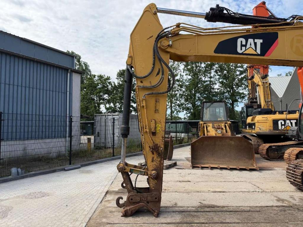 Caterpillar 323 EL Photo 20