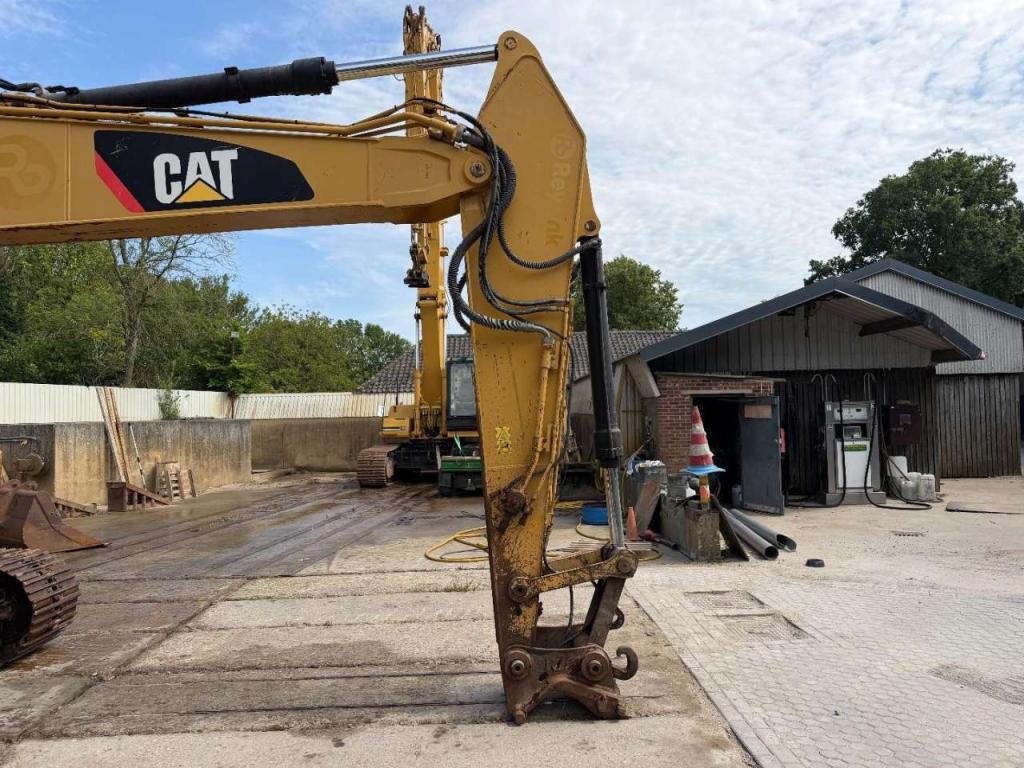 Caterpillar 323 EL Photo 21
