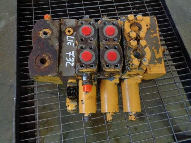 Distributeur hydraulique pour Liebherr PR 732 Photo 3