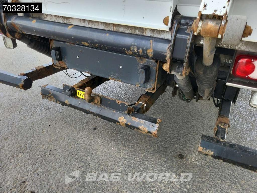 Volvo FL 210 FL 4X2 12t Automatic Tailgate Euro 6 Photo 18