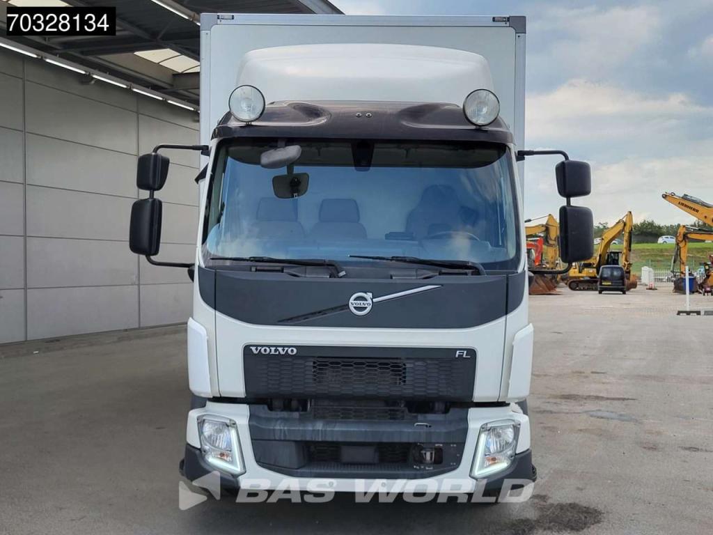 Volvo FL 210 FL 4X2 12t Automatic Tailgate Euro 6 Photo 6
