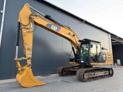 Caterpillar 320E L Photo 1