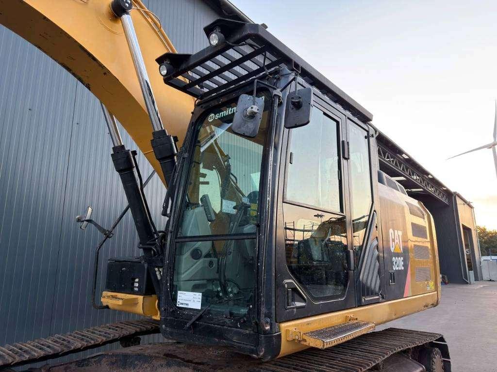 Caterpillar 320E L Photo 12