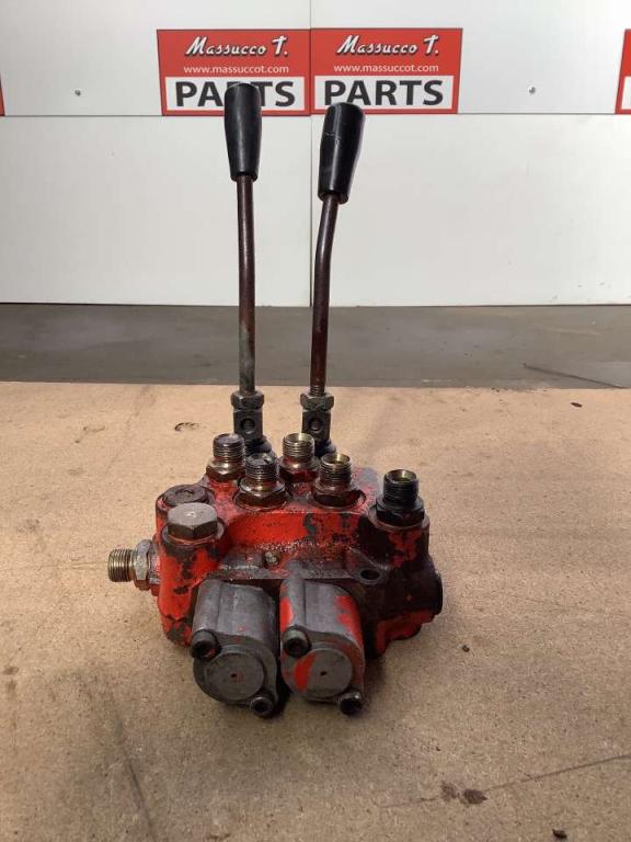 Distributeur hydraulique pour Silla 800 Photo 3