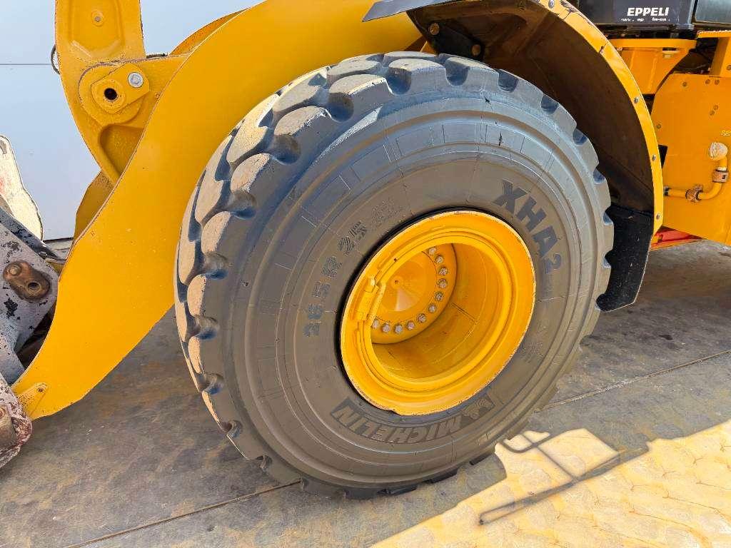 Caterpillar 972M - German Machine / Automatic Greasing Photo 27