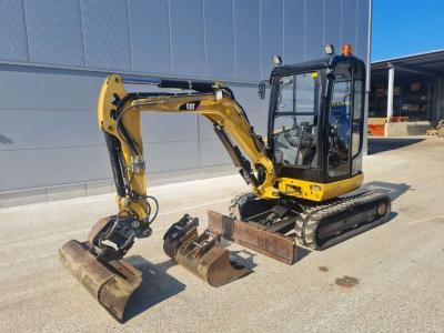 Caterpillar 302.7DCR en vente par Omeco Spa