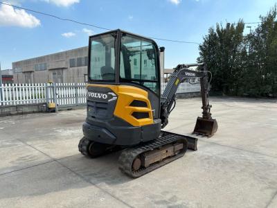 Volvo EC 27D Photo 1