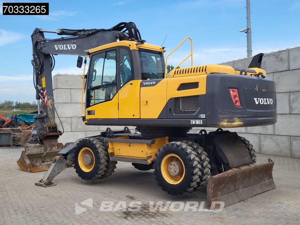 Volvo EW180 D Photo 3