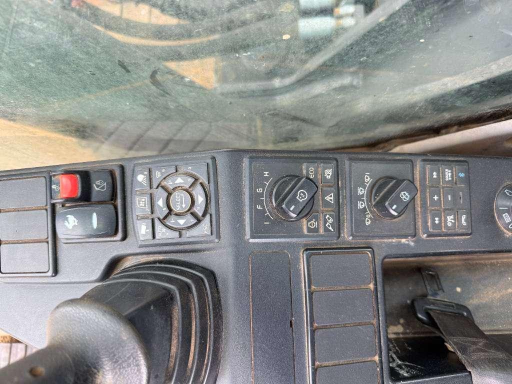 Volvo EC480EL - Top Condition! Rear + Side Camera Photo 10