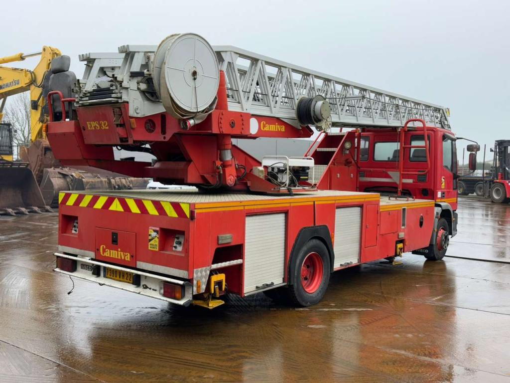Iveco 130E23 4x2 Firetruck Photo 7