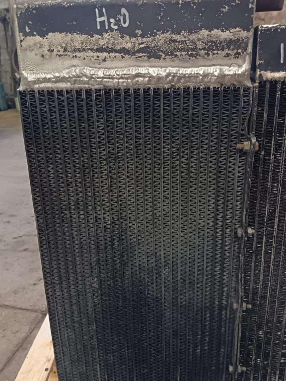 Radiateur huile et eau pour Liebherr L 512 Photo 3