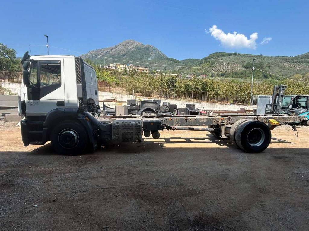 Iveco STRALIS AD190S42 Photo 8