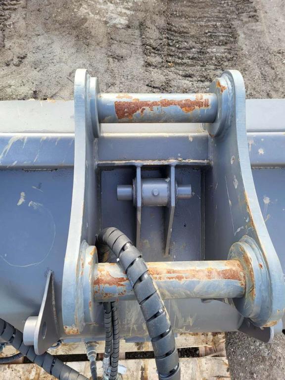 1800 mm UNI80 for 22 ton excavators Godet malaxeur Photo 4