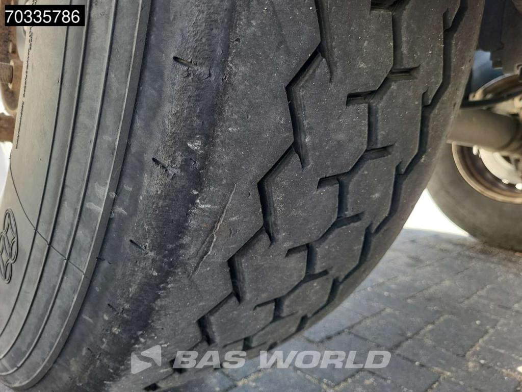 Schmitz SGF*S3 ISO Lift Axle Photo 16