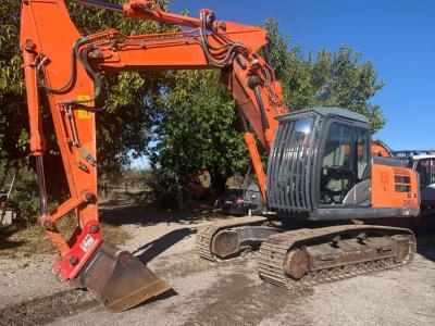 Hitachi ZX240N-5B Photo 1
