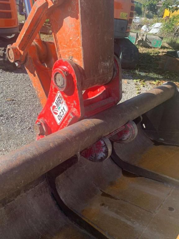 Hitachi ZX240N-5B Photo 8