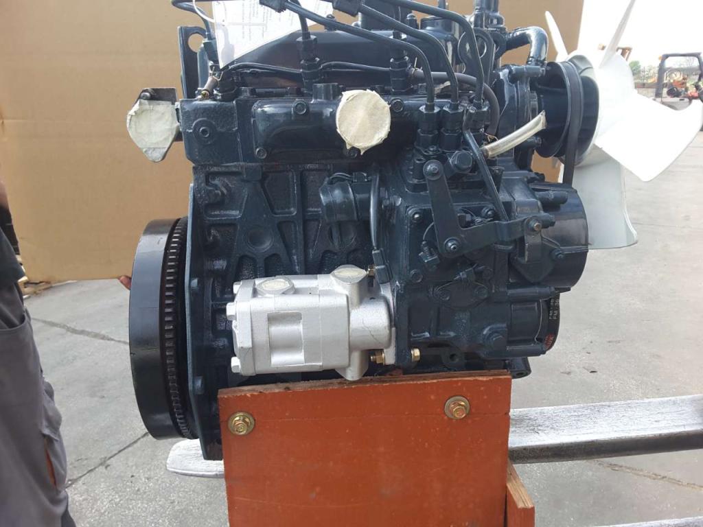 Kubota D1105 Photo 3
