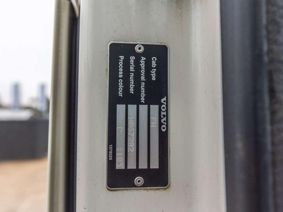 Volvo FH 500 - INTARDER + HYDR. Photo 24