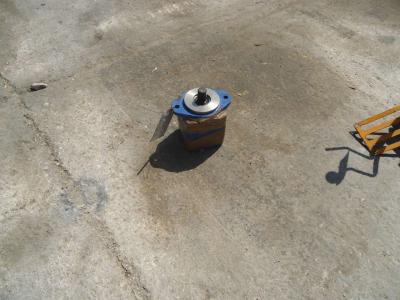 Pompe hydraulique pour Hitachi LX290E - CODICE 389711-14000 en vente par OLM 90 Srl