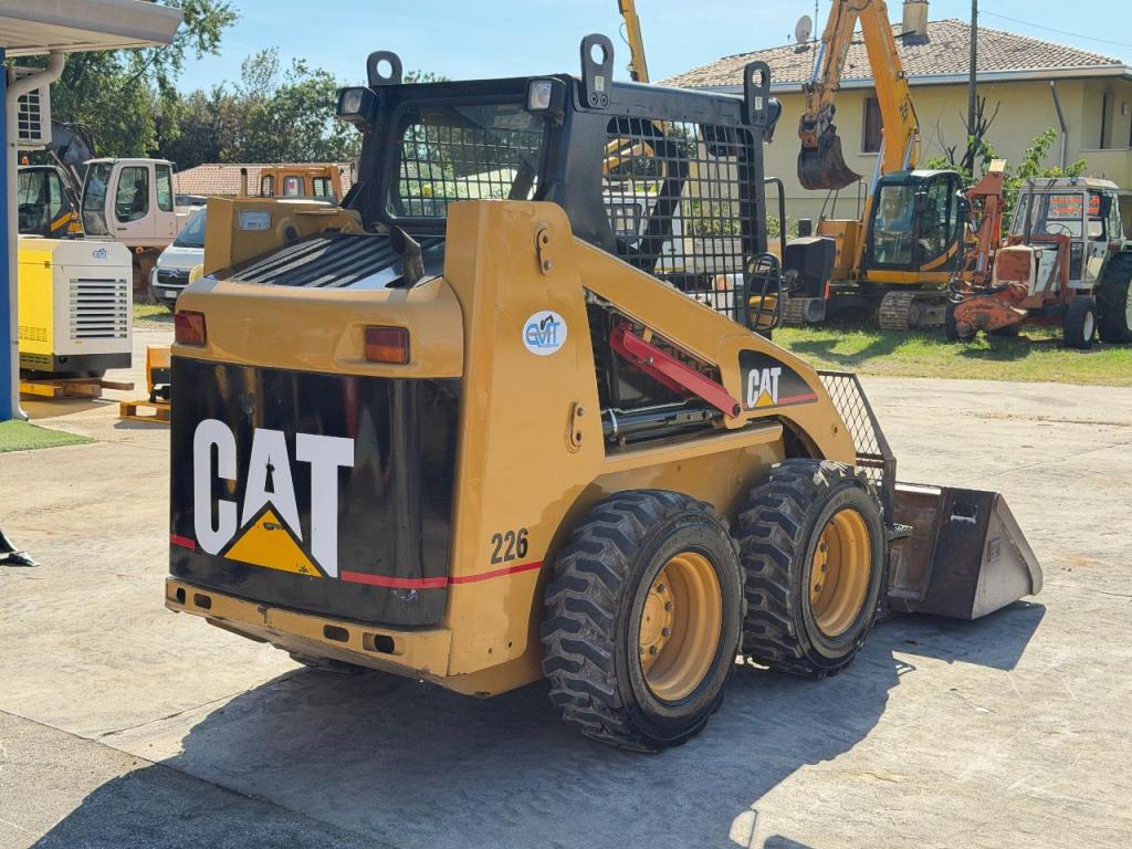 Caterpillar 226 Photo 3
