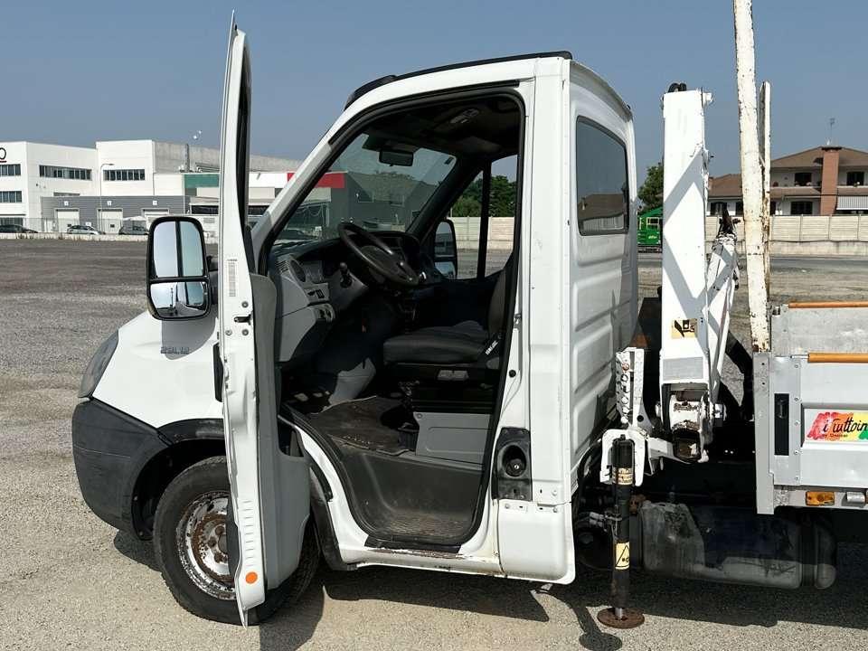Iveco Daily - 29L 12 Photo 9