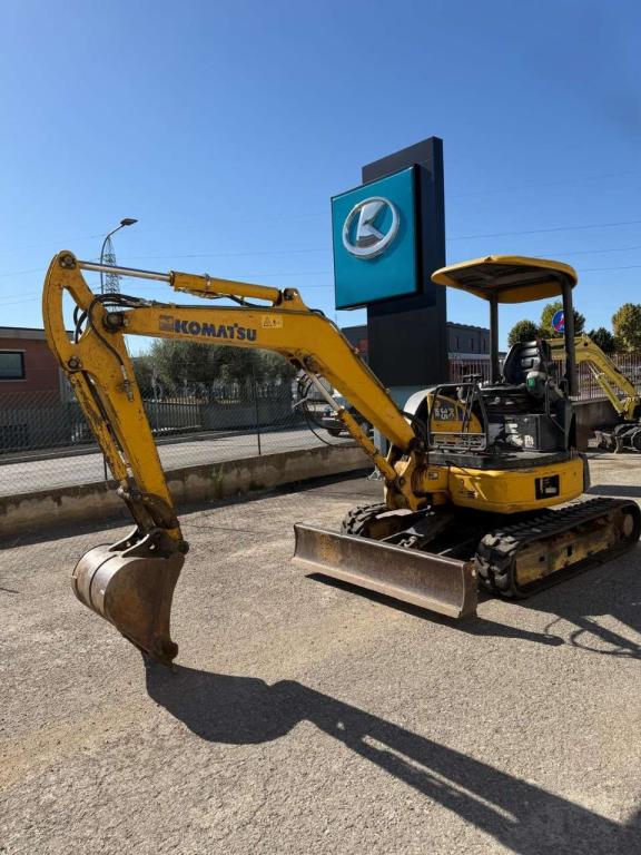 Komatsu PC 35 Photo 1