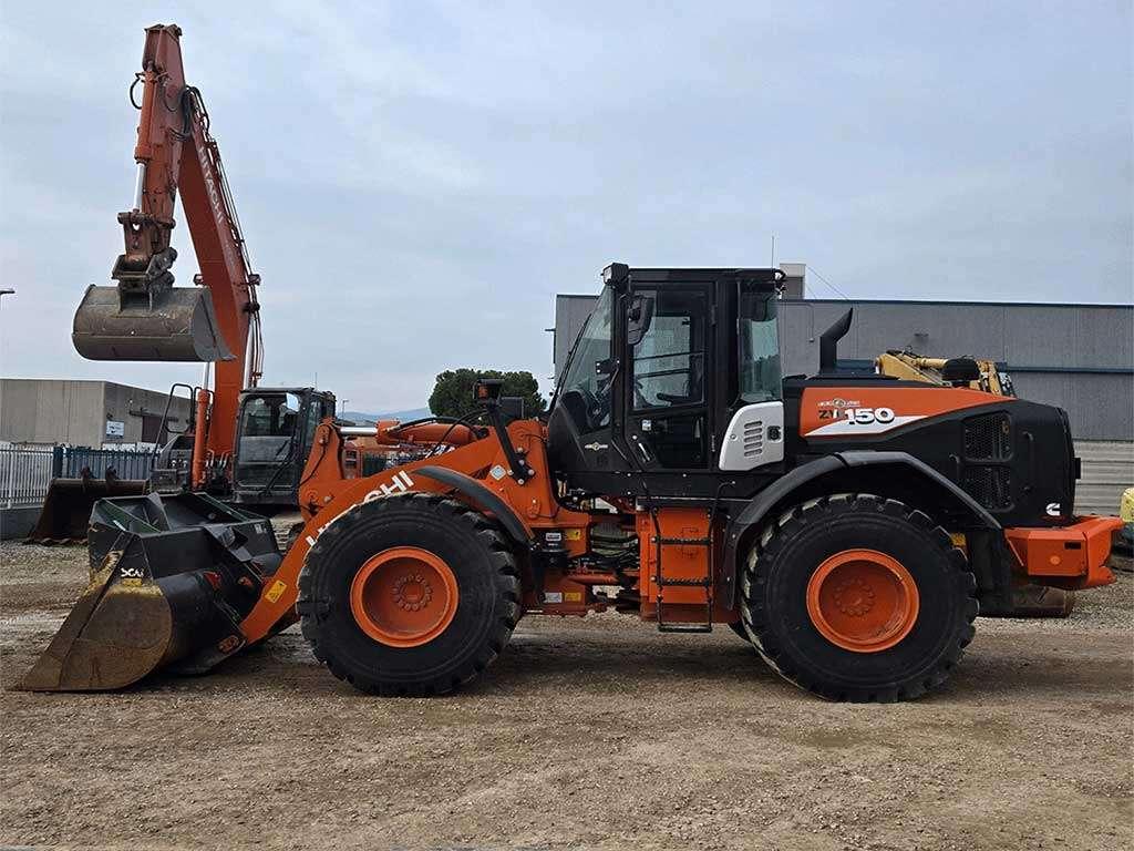 Hitachi ZW150-6 Photo 6