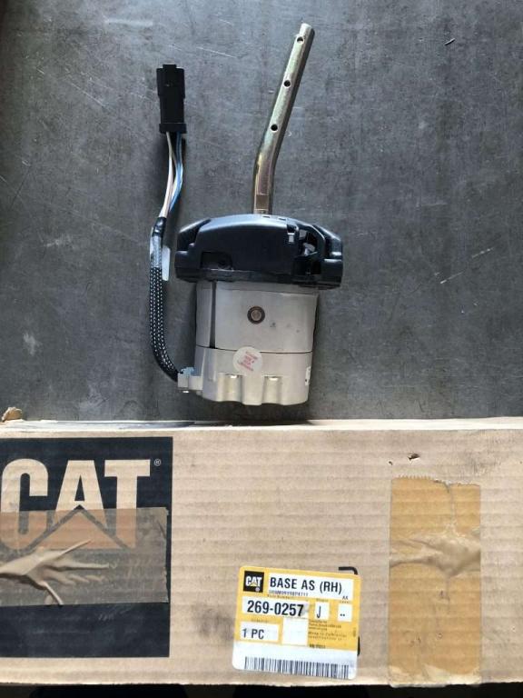 Caterpillar 2690257 Photo 1