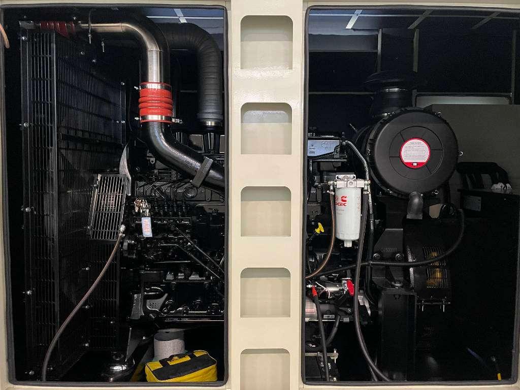 Cummins 6ZTAA13-G4 - 500 kVA Generator - DPX-19845 Photo 8