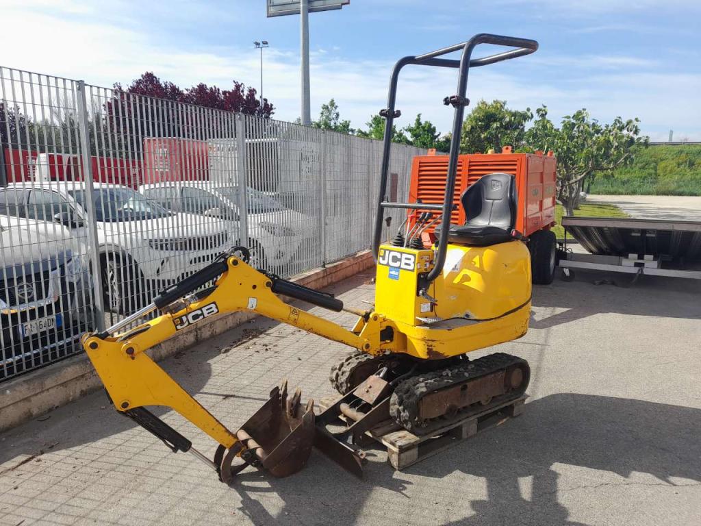 JCB 8008 CTS Photo 10