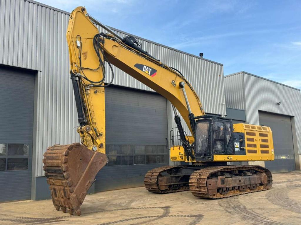 Caterpillar 374FL Photo 2
