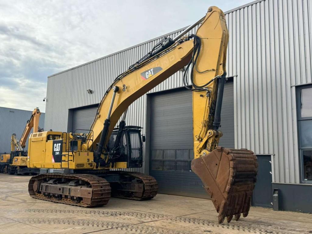 Caterpillar 374FL Photo 7