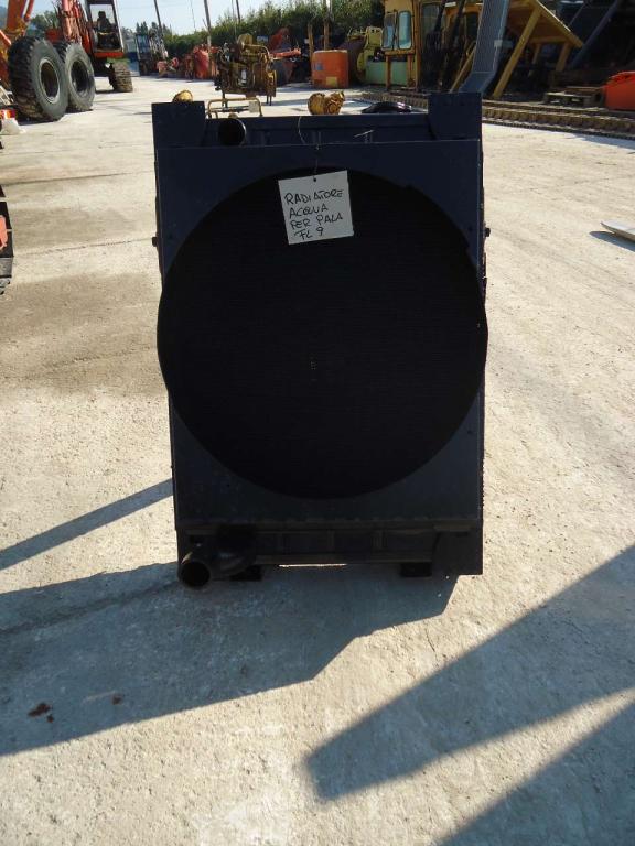 Radiateur eau pour Fiat Allis FL9 Photo 1
