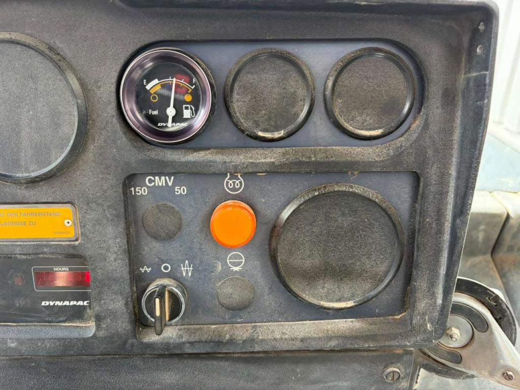 Dynapac CA152D Photo 23