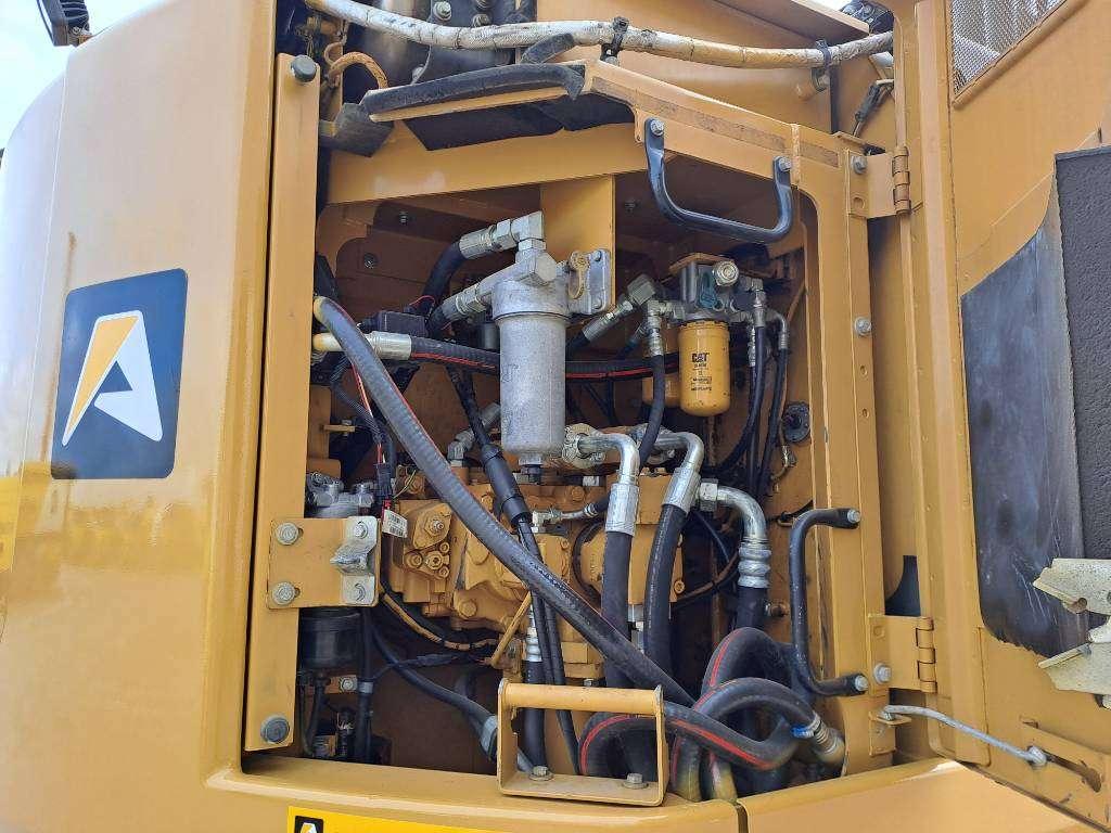 Caterpillar 335FLCR Photo 17