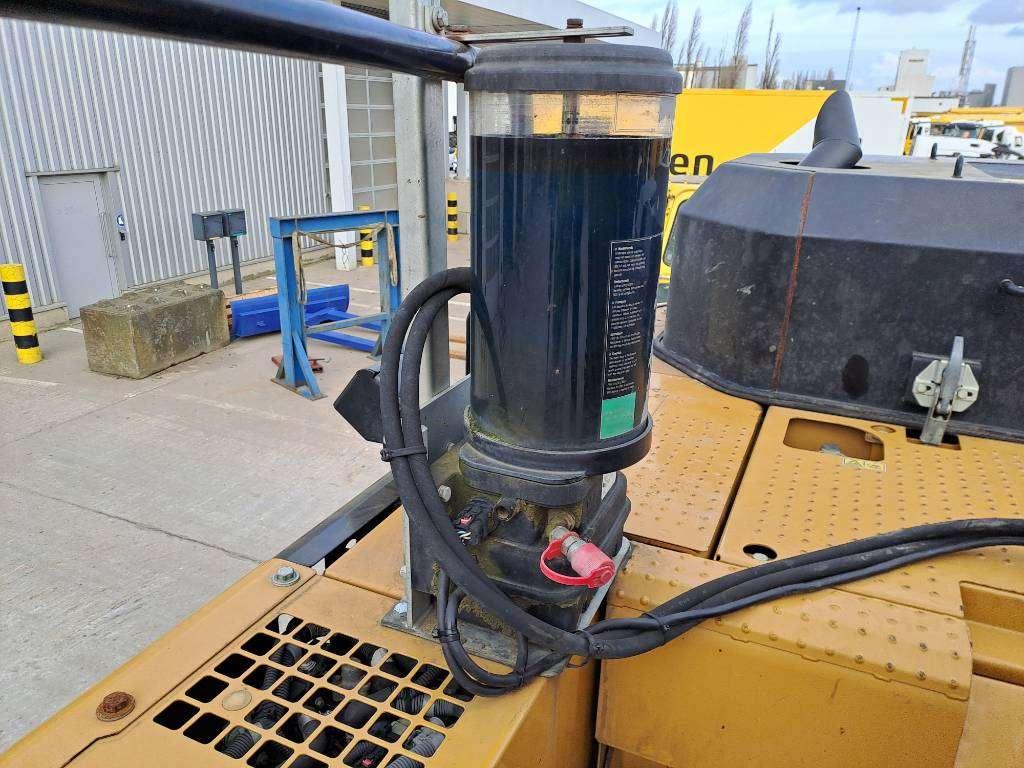 Caterpillar 335FLCR Photo 18