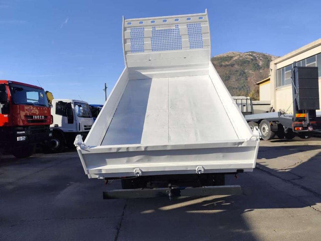 Iveco DAILY 35-150 Photo 24