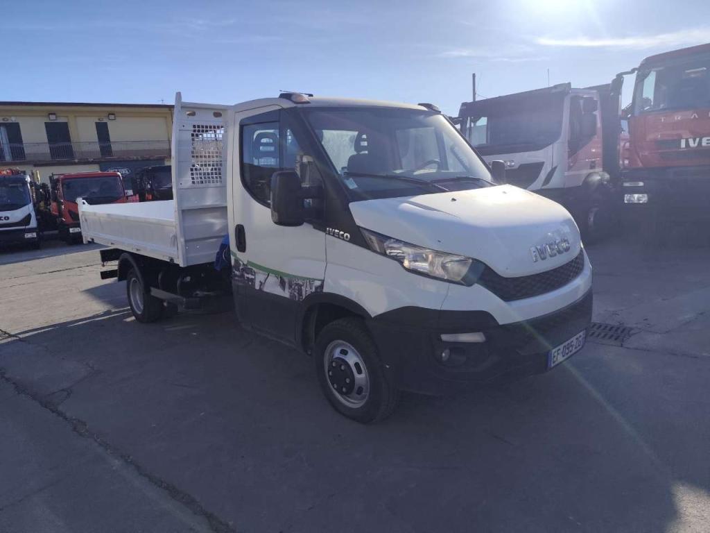 Iveco DAILY 35-150 Photo 6